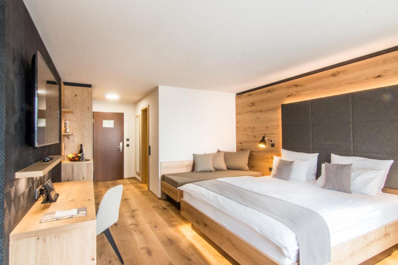 Wirthshof Hotel & Chalets มาร์คดอร์ฟ ภายนอก รูปภาพ